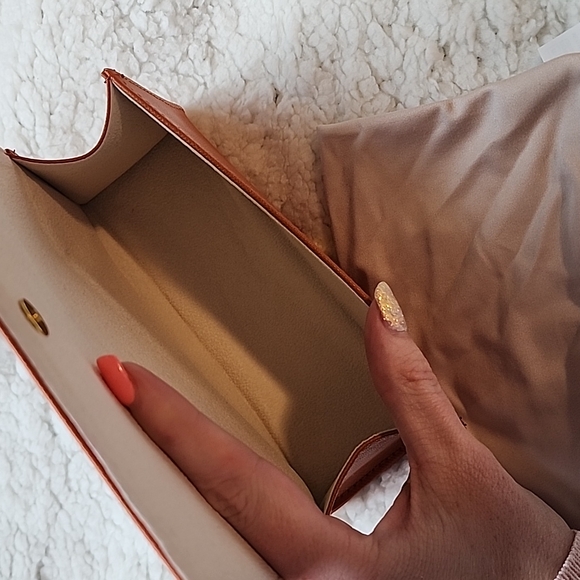 Sunglass case - Picture 5 of 5